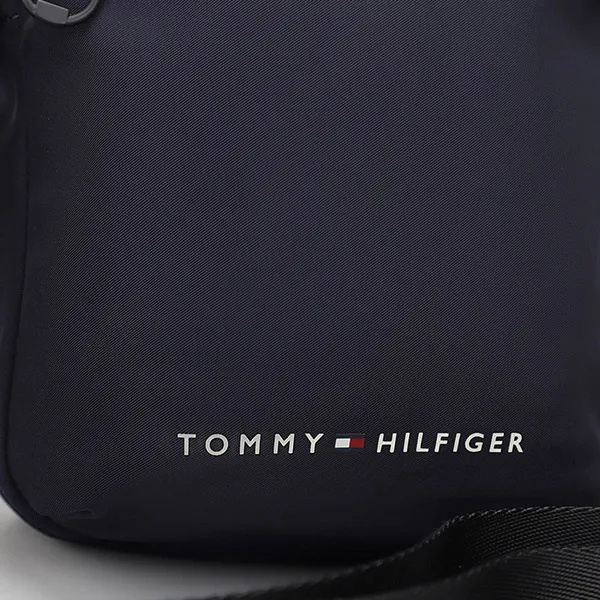 Túi Đeo Chéo Nam Tommy Hilfiger AM0AM11790_BLDW6 Màu Xanh Than - Túi xách - Vua Hàng Hiệu