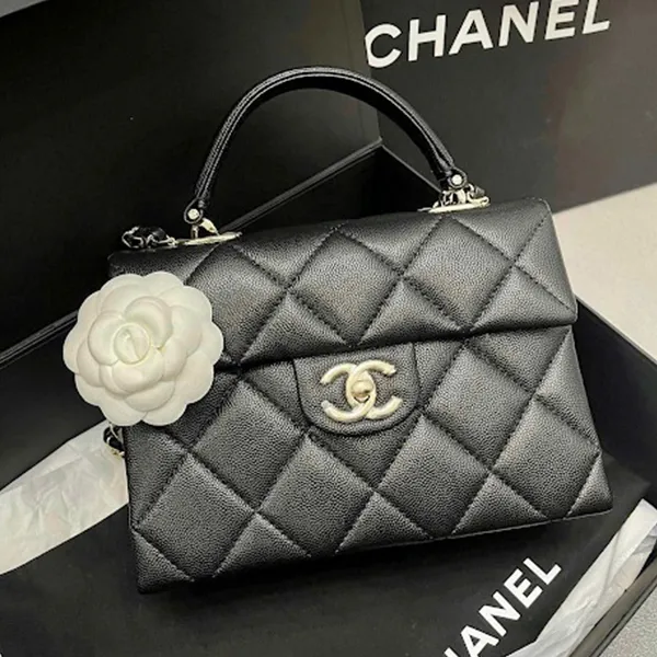 Túi Đeo Chéo Nữ Chanel Trendy Kelly 25S Crossbody Bag Màu Đen