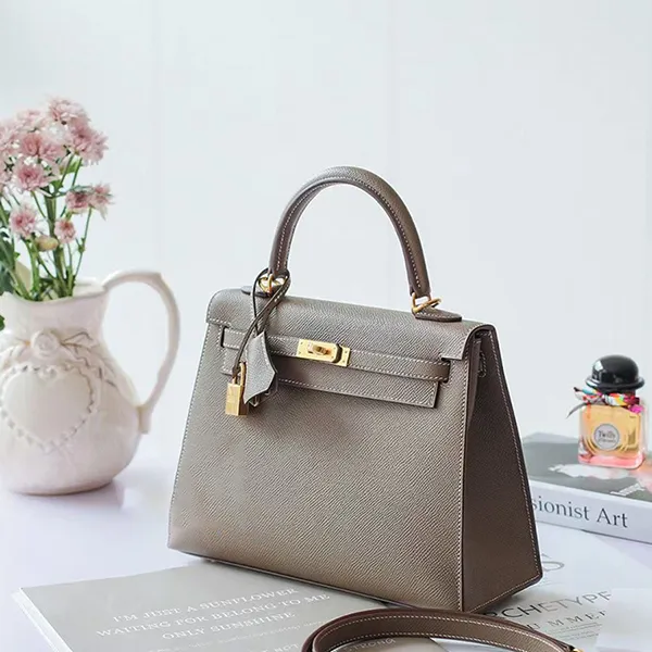 Túi Xách Nữ Hermès Kelly 25cm Etoupe Epsom Leather Gold Hardware Màu Nâu Xám