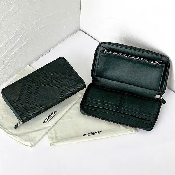 Ví Nam Burberry Checkered Jacquard Zip Wallet 8080738 B7325 Màu Xanh Green