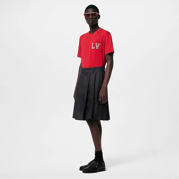 Áo Phông Louis Vuitton LV Pique T-Shirt With Embroidered LV Patch 1AFJEB Màu Đỏ Size XS