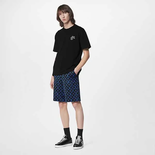 Áo Phông Nam Louis Vuitton LV Signature Short-Sleeved 1AATXF Tshirt Màu Đen Size XS - Thời trang - Vua Hàng Hiệu