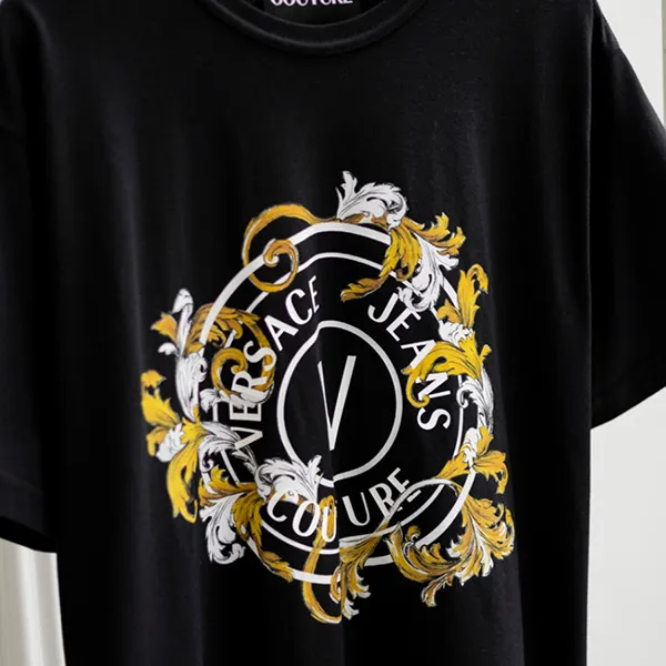 Áo Phông Nam Versace Jeans Couture T-Shirt With Logo 78GAHC01 CJ01C G89 Màu Đen Size M