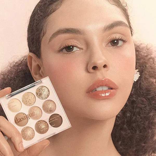 Bảng Phấn Mắt 9 Ô Dasique Shadow Palette 21 Almond Vanilla
