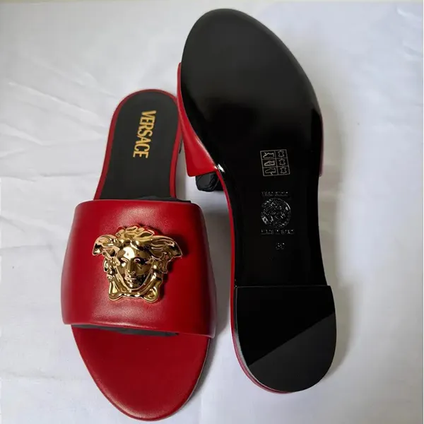 Dép Nữ Versace Medusa Logo Leather Slippers Màu Đỏ Size 36