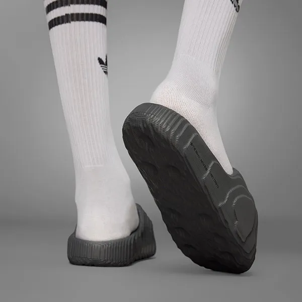 Dép Quai Ngang Adidas Adilette 22 HP6522 Màu Xám Đậm Size 42 - Dép - Vua Hàng Hiệu