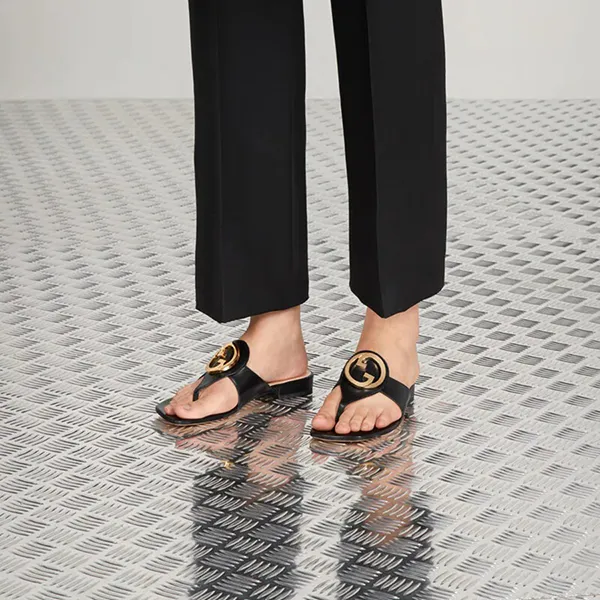 Dép Xỏ Ngón Nữ Gucci Blondie Thong Sandal 739048 C9D00 1000 Màu Đen Size 36