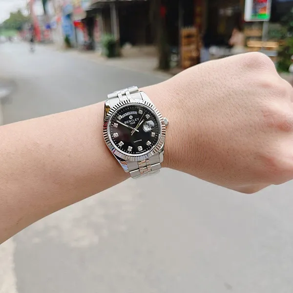 Đồng Hồ Nam Bentley Quartz BL2333-10MWBI 40mm Màu Bạc Đen
