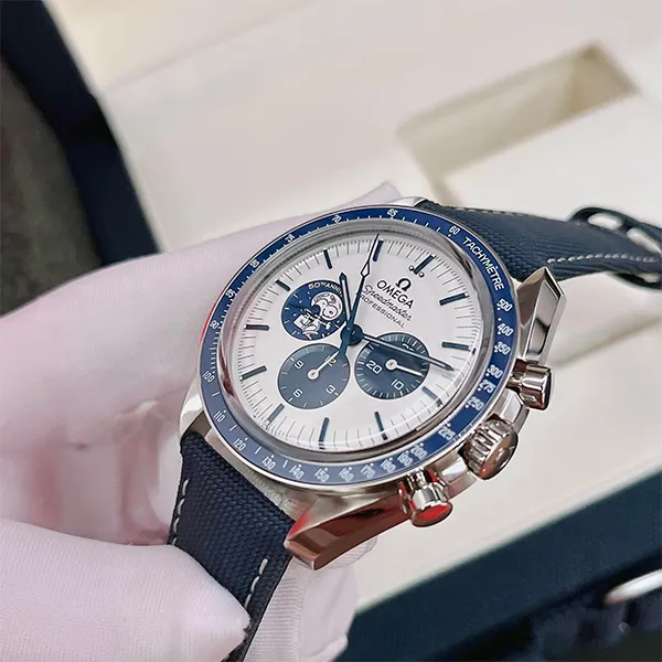 Đồng Hồ Nam Omega Speedmaster Silver Snoopy Award 310.32.42.50.02.001 Màu Xanh Bạc - Đồng hồ - Vua Hàng Hiệu