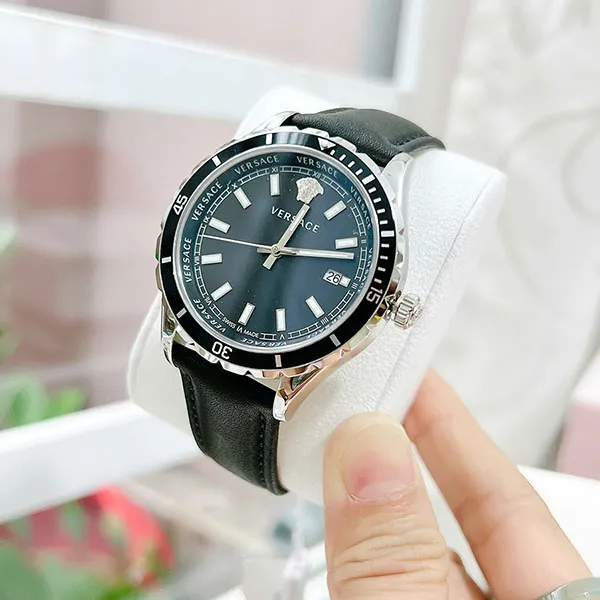 Đồng Hồ Nam Versace Hellenyium VE3A00120 Màu Đen