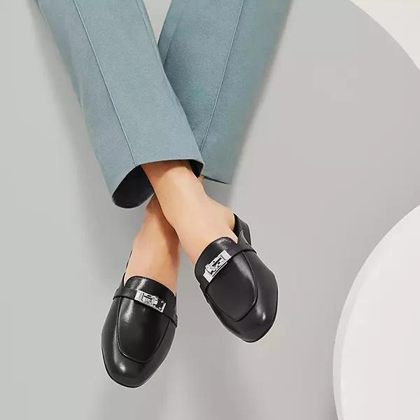 Giày Sục Nữ Hermès Oz Mule H212295Z 01355 Màu Đen Size 37
