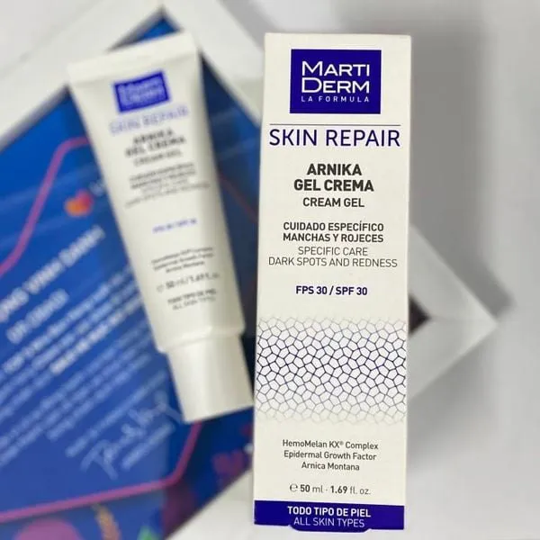 Kem Hỗ Trợ Phục Hồi Sau Thẩm Mỹ MartiDerm Skin Repair Arnika Gel Cream SPF30 50ml