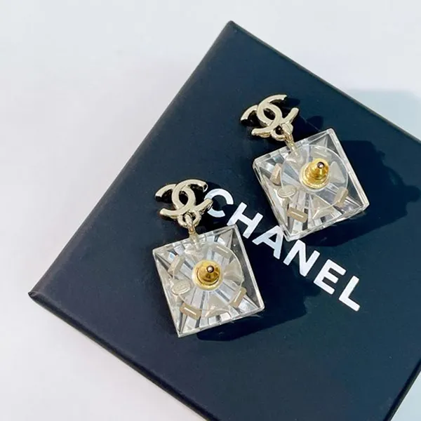 Khuyên Tai Nữ Chanel Earrings Màu Trắng/Vàng
