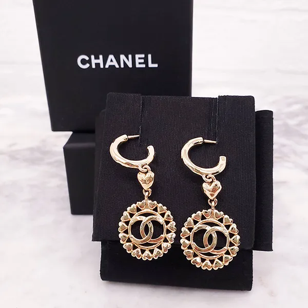 Khuyên Tai Nữ Chanel Logo Heart Drop Earrings Màu Vàng Hồng