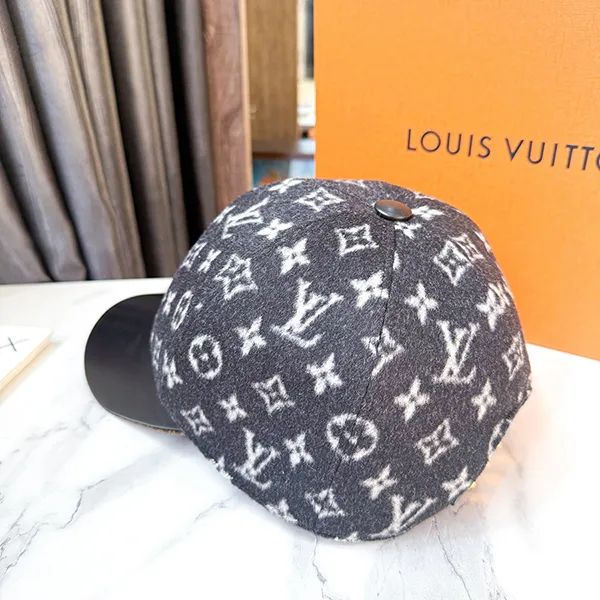 Mũ Louis Vuitton LV M76712 Cap Carry On Casket Monogram Hat Cap Wool/ Leather Màu Xám Đen