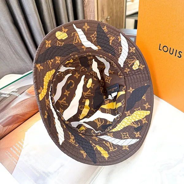 Mũ Nữ Louis Vuitton LV Cappelli Louis Vuitton In Tela Marrone Taglia Màu Nâu Họa Tiết - Mũ nón - Vua Hàng Hiệu