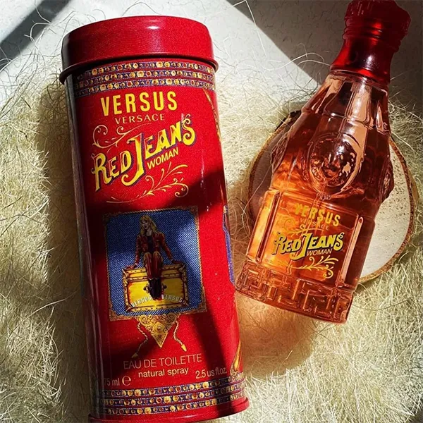 Nước Hoa Nữ Versace Versus Red Jeans Eau De Toilette 75ml