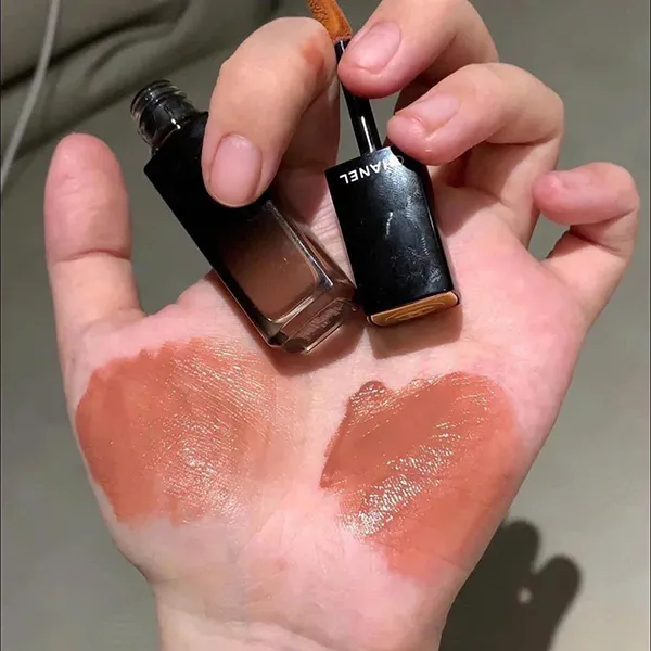 Son Kem Chanel Rouge Allure Laque Ultrawear Shine Liquid Lip Colour 62 Still Màu Cam Trà Sữa 5.5ml - Son Môi - Vua Hàng Hiệu