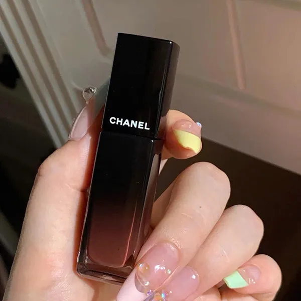 Son Kem Chanel Rouge Allure Laque Ultrawear Shine Liquid Lip Colour 75 Fidelite Đỏ Nâu