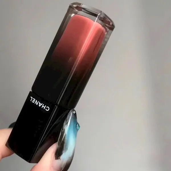 Son Kem Chanel Rouge Allure Laque Ultrawear Shine Liquid Lip Colour 97 Irréelle Màu Cam Đất 5.5ml
