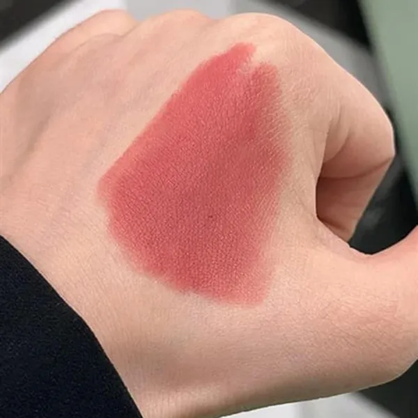 Son Prada Prada Monochrome Hyper Matte Mini Lipstick B02 Màu Hồng Nude Đất 1.3g - Son Môi - Vua Hàng Hiệu