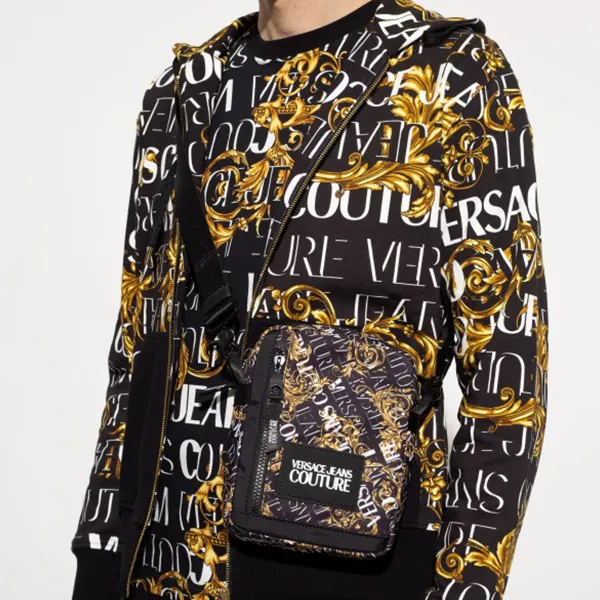 Túi Đeo Chéo Nam Versace Jeans Couture Black Shoulder Bag Màu Đen Họa Tiết