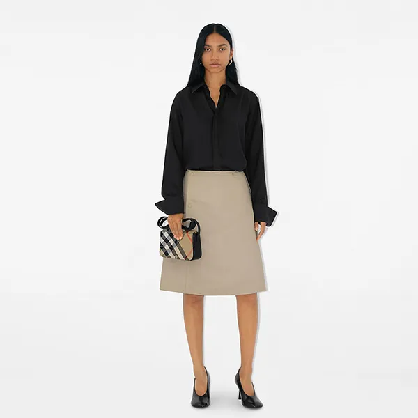 Túi Đeo Vai Nữ Burberry Snip Crossbody Bag 80973541 Màu Be/Đen