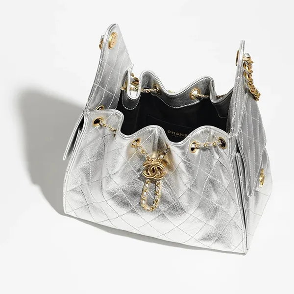 Túi Xách Tay Nữ Chanel 25 Small Handbag Grained Silver Màu Bạc - Túi xách - Vua Hàng Hiệu