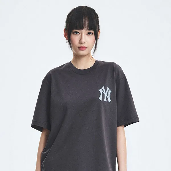 Áo Phông MLB Denimlike Monotive Over Fit Tshirt New York Yankees 3ATSM1053-50CGS Màu Xám