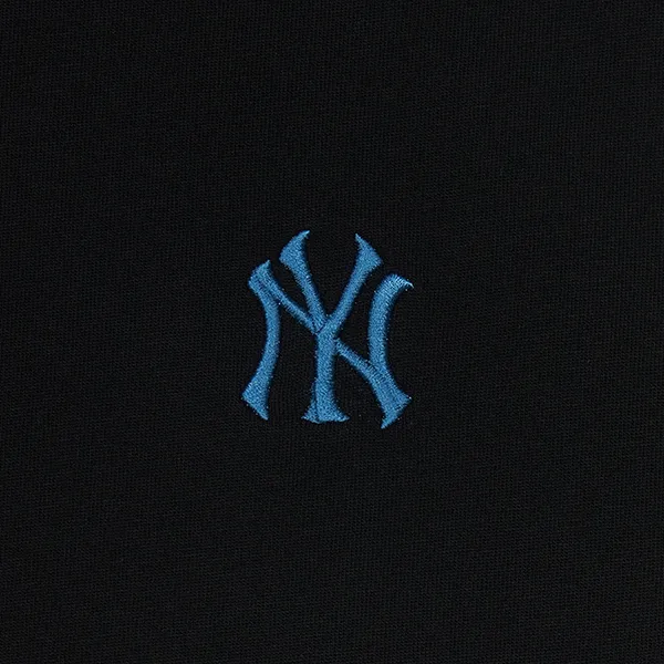 Áo Thun MLB Basic Street Cursive Over Fit T-Shirt New York Yankees 3ATSB5353-50BKS Màu Đen Size XS
