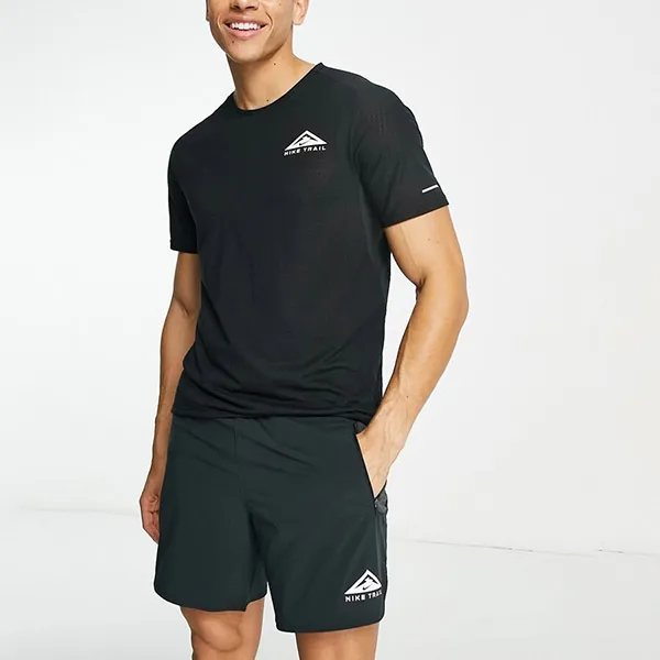 Bộ Quần Áo Cộc Tay Nam Nike Dri-Fit Trail Solar Chase Màu Đen Size S (Form Á)