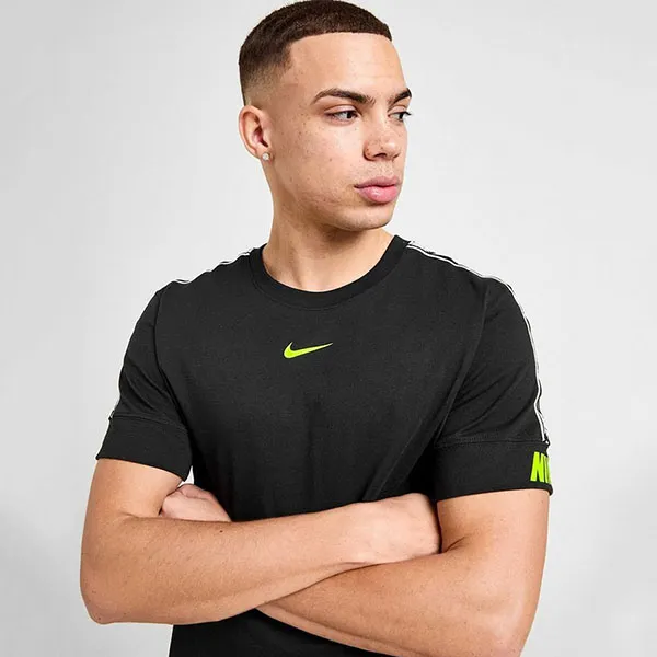 Bộ Quần Áo Cộc Tay Nam Nike Repeat Tape Màu Đen Size S (Form Âu)