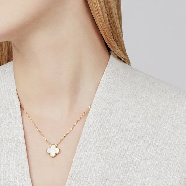 Dây Chuyền Nữ Van Cleef & Arpels Vintage Alhambra Pendant VCARA45900 Màu Vàng - Trang sức - Vua Hàng Hiệu