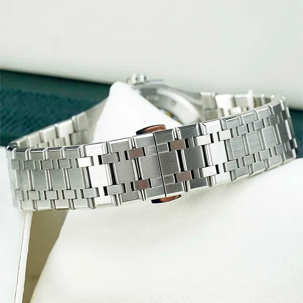 Đồng Hồ Nam Carnival Automatic 8159G-VT-T Màu Bạc