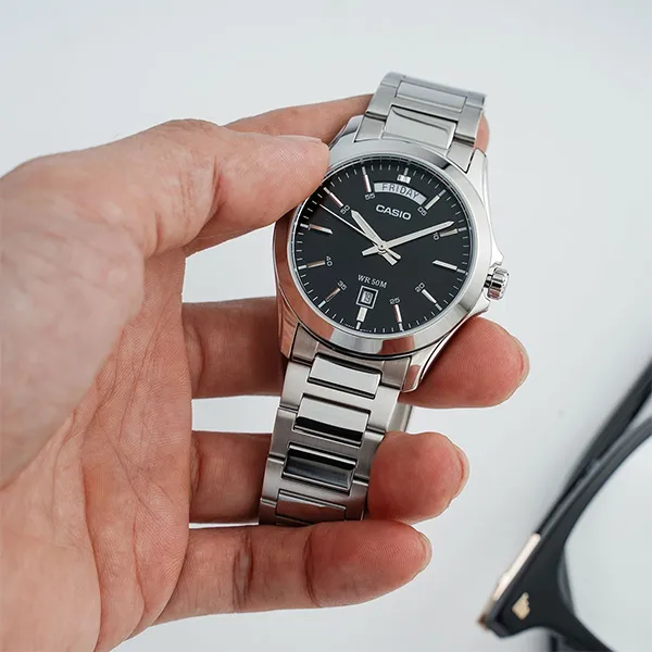 Đồng Hồ Nam Casio Quartz MTP-1370D-1A1VDF Màu Bạc Đen