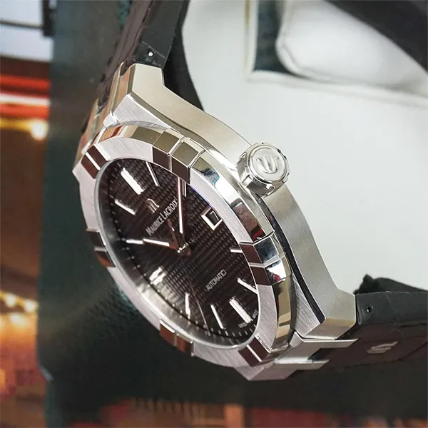 Đồng Hồ Nam Maurice Lacroix Automatic Watch AI6008-SS001-330-1 Màu Đen Bạc