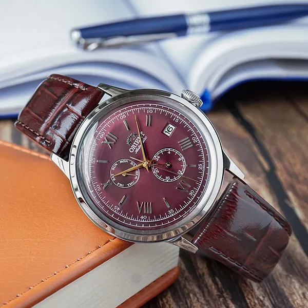 Đồng Hồ Nam Orient Classic Bambino 2nd Generation Version 8 Automatic RA-RA-AK0705R10B (RA-AK0705R30B) Màu Nâu/Đỏ