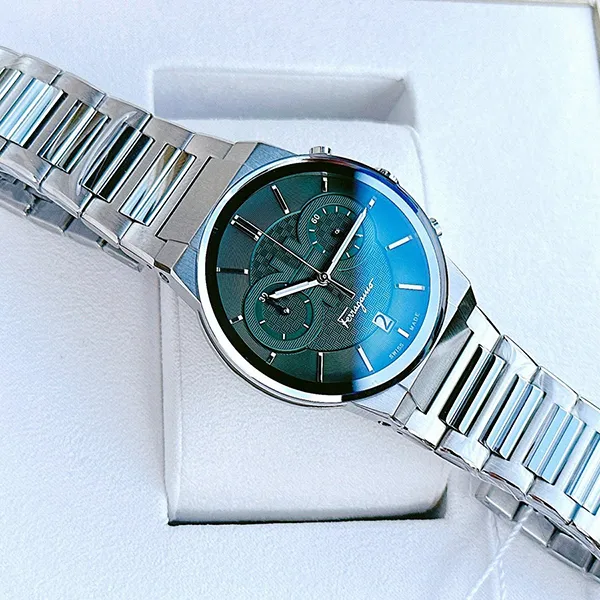 Đồng Hồ Nam Salvatore Ferragamo Quartz SFME00421 Chronograph Date Green Dial Silver Tone Màu Bạc Xanh