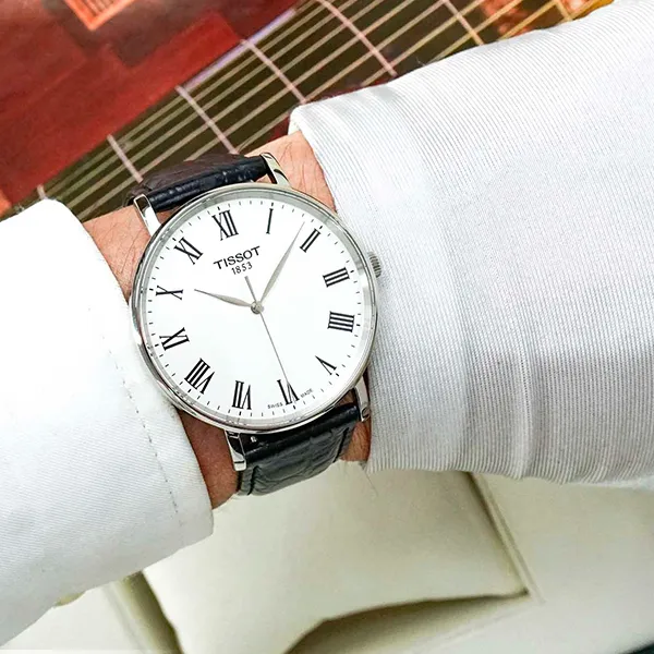Đồng Hồ Nam Tissot Everytime T143.410.16.033.00 (T1434101603300) Màu Bạc Đen