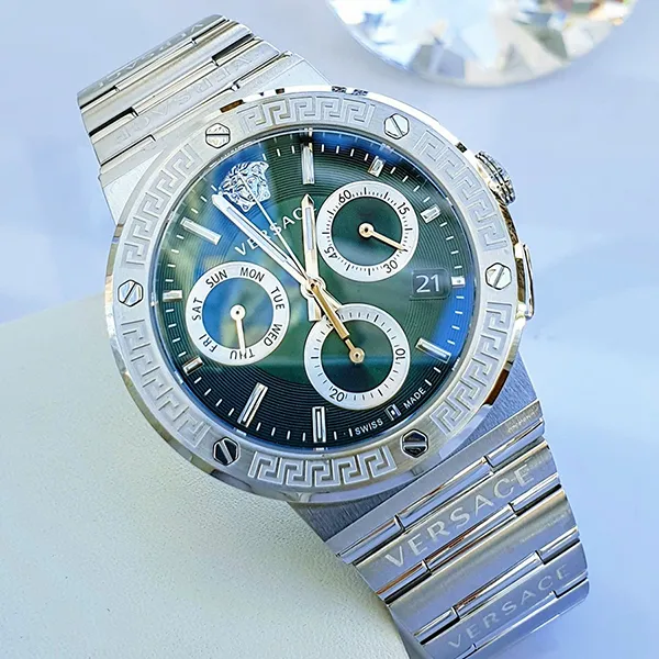 Đồng Hồ Nam Versace VEZ900121 Greca Logo 43mm Màu Xanh Bạc