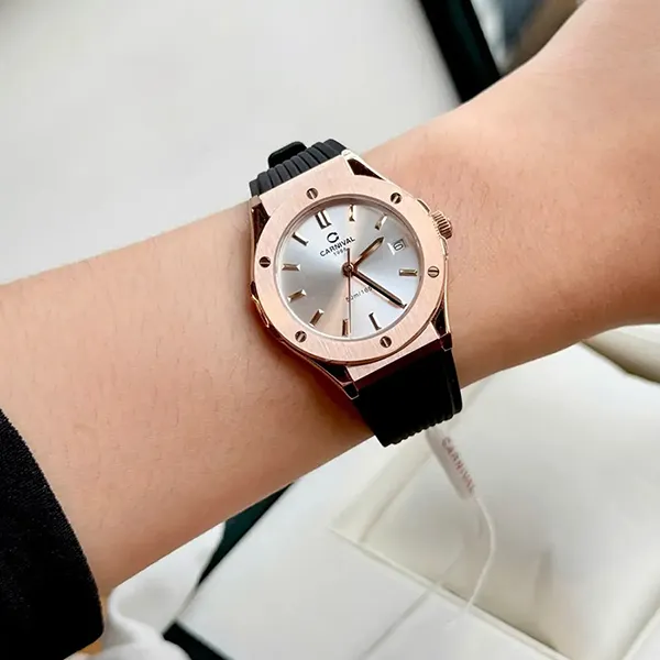 Đồng Hồ Nữ Carnival Quartz Watch 8168L-VH-DCS-T Màu Đen/Trắng