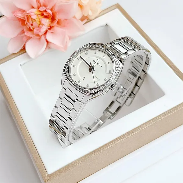 Đồng Hồ Nữ Gucci GG2570 Diamond White YA142505 Màu Bạc
