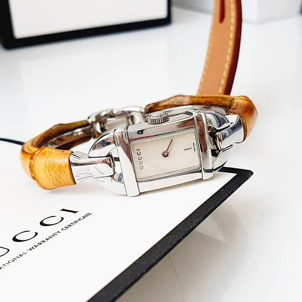 Đồng Hồ Nữ Gucci Watch 6800 Silver Dial Bamboo Strap Women Watch Màu Bạc