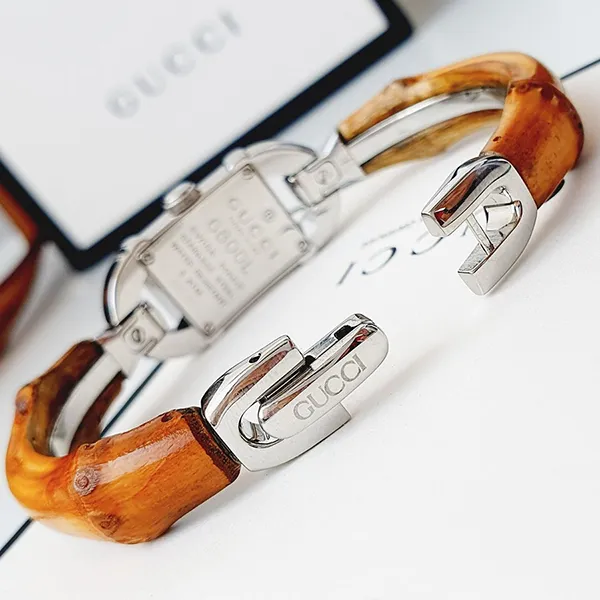 Đồng Hồ Nữ Gucci Watch 6800 Silver Dial Bamboo Strap Women Watch Màu Bạc