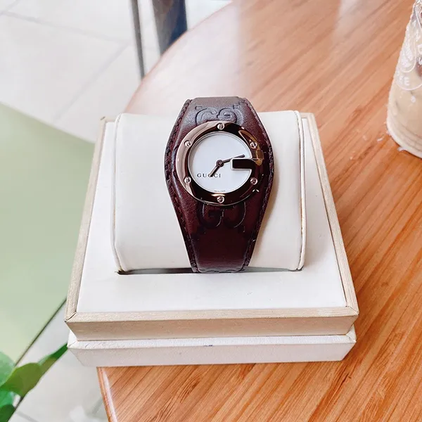 Đồng Hồ Nữ Gucci Women's YA104539 104 Collection Bandeau Brown Leather Watch Màu Nâu - Đồng hồ - Vua Hàng Hiệu