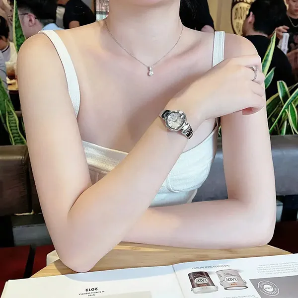 Đồng Hồ Nữ Gucci YA134510 Shima Pink Pearl Dial Watch Màu Bạc