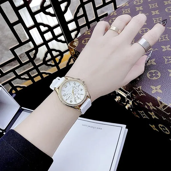 Đồng Hồ Nữ Michael Kors Mini Pilot Pavé Watch MK7372 Màu Trắng