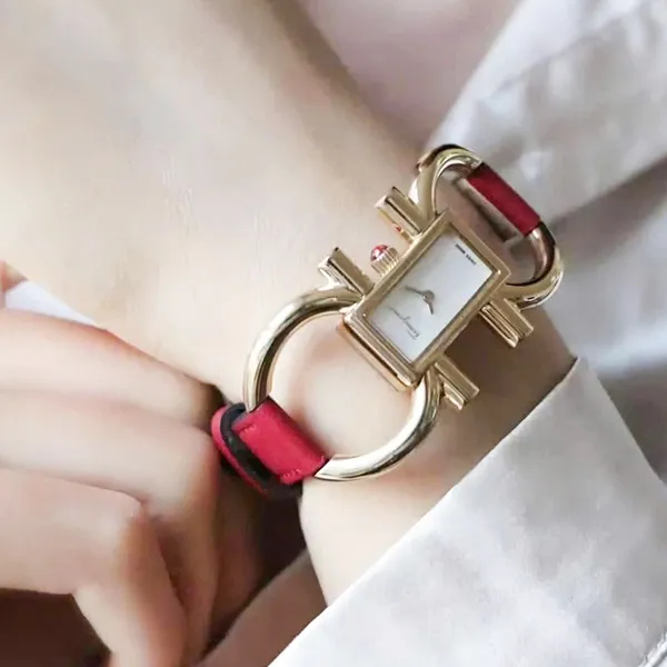 Đồng Hồ Nữ Salvatore Ferragamo Quartz SFDO00419 Màu Đỏ Vàng