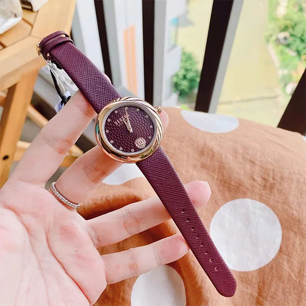 Đồng Hồ Nữ Versace Versus Lea Watch 35mm VSPEN3921 Màu Đỏ Mận