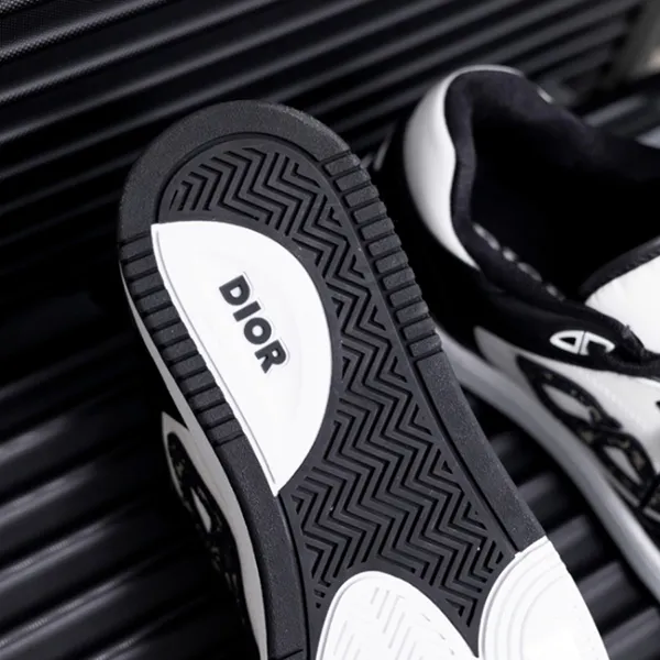 Giày Sneaker Nam Dior B57 Low Top Black White Dior Oblique Jacquard 3SN318ZXU H960 Màu Đen Trắng Size 42
